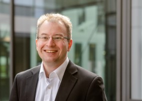 Prof. Dr. Dirk Scheele
